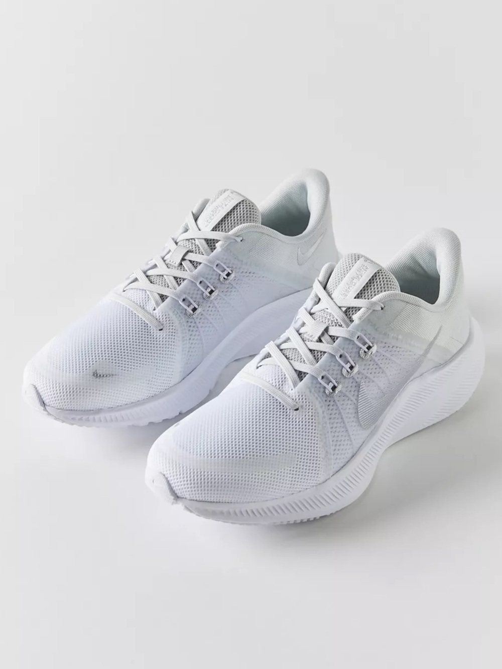Nike Quest 4 Sneakers